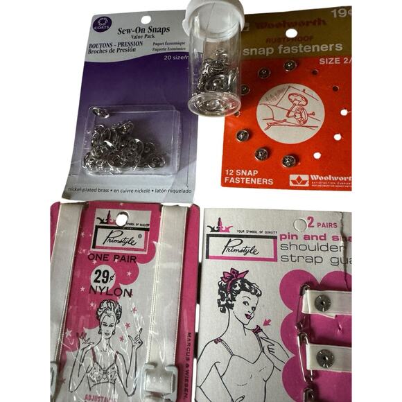 Lot Vintage Sewing Notions Singer Woolworth Primstyle Hooks Snaps Buttons USA - Picture 2 of 5